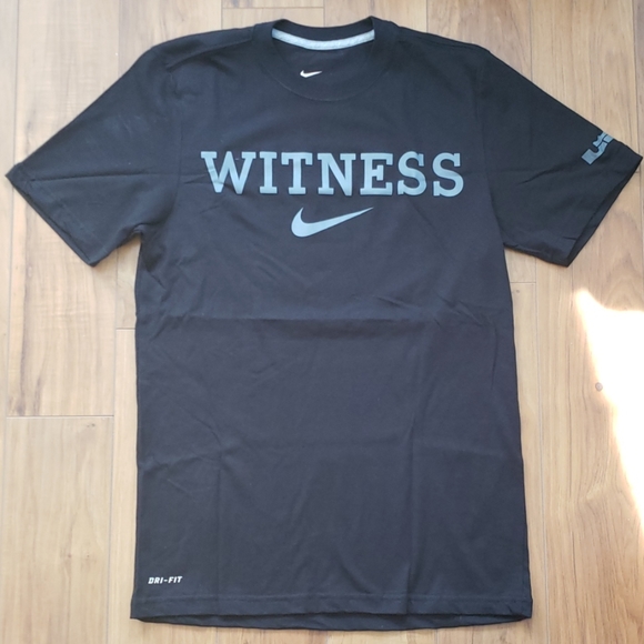 witness t shirt nike